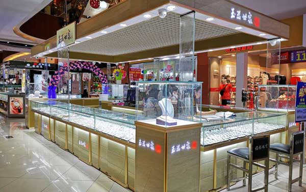 增加客流量玻璃高端展柜該如何布局？