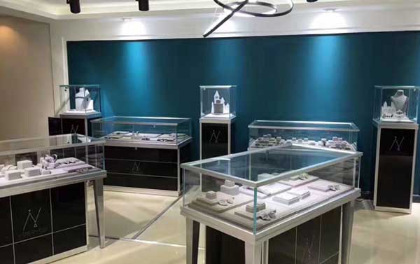 銀飾品展示柜在價(jià)位上怎樣